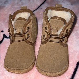 Brown Ugg Baby Neumel Size 04/05 (12-18months)